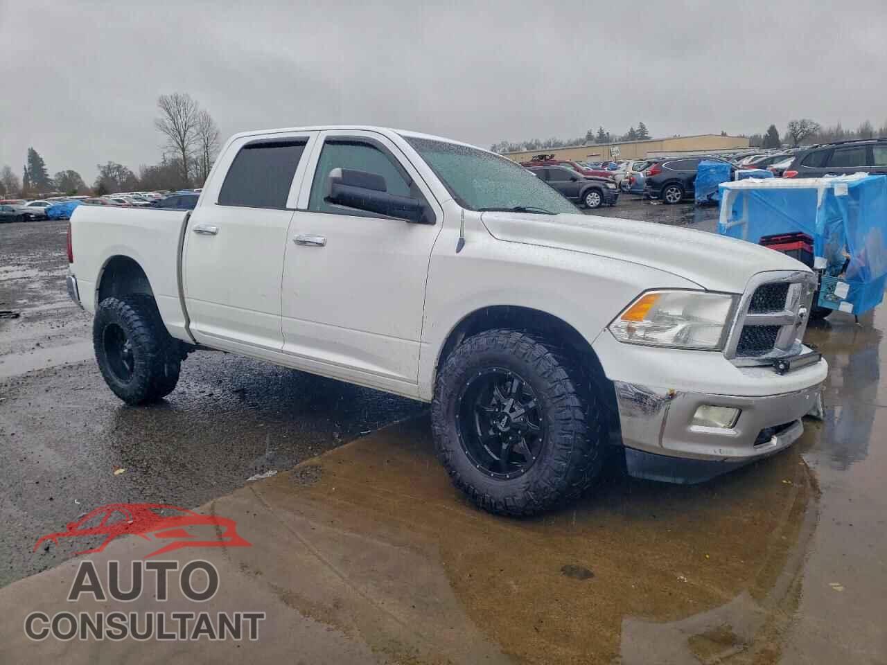 DODGE RAM 1500 2012 - 1C6RD7NT5CS202176