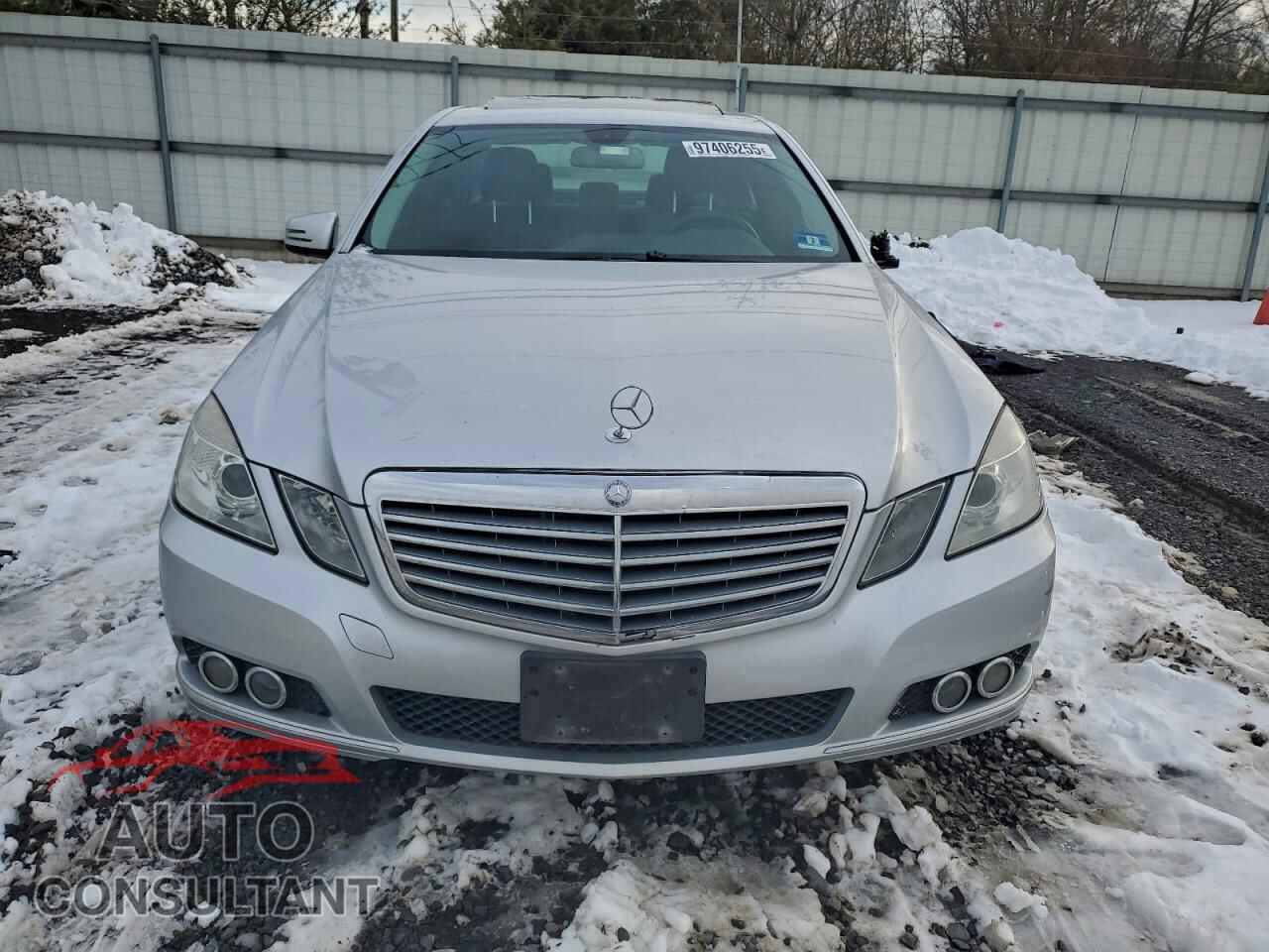 MERCEDES-BENZ E-CLASS 2011 - WDDHF8HB9BA497123