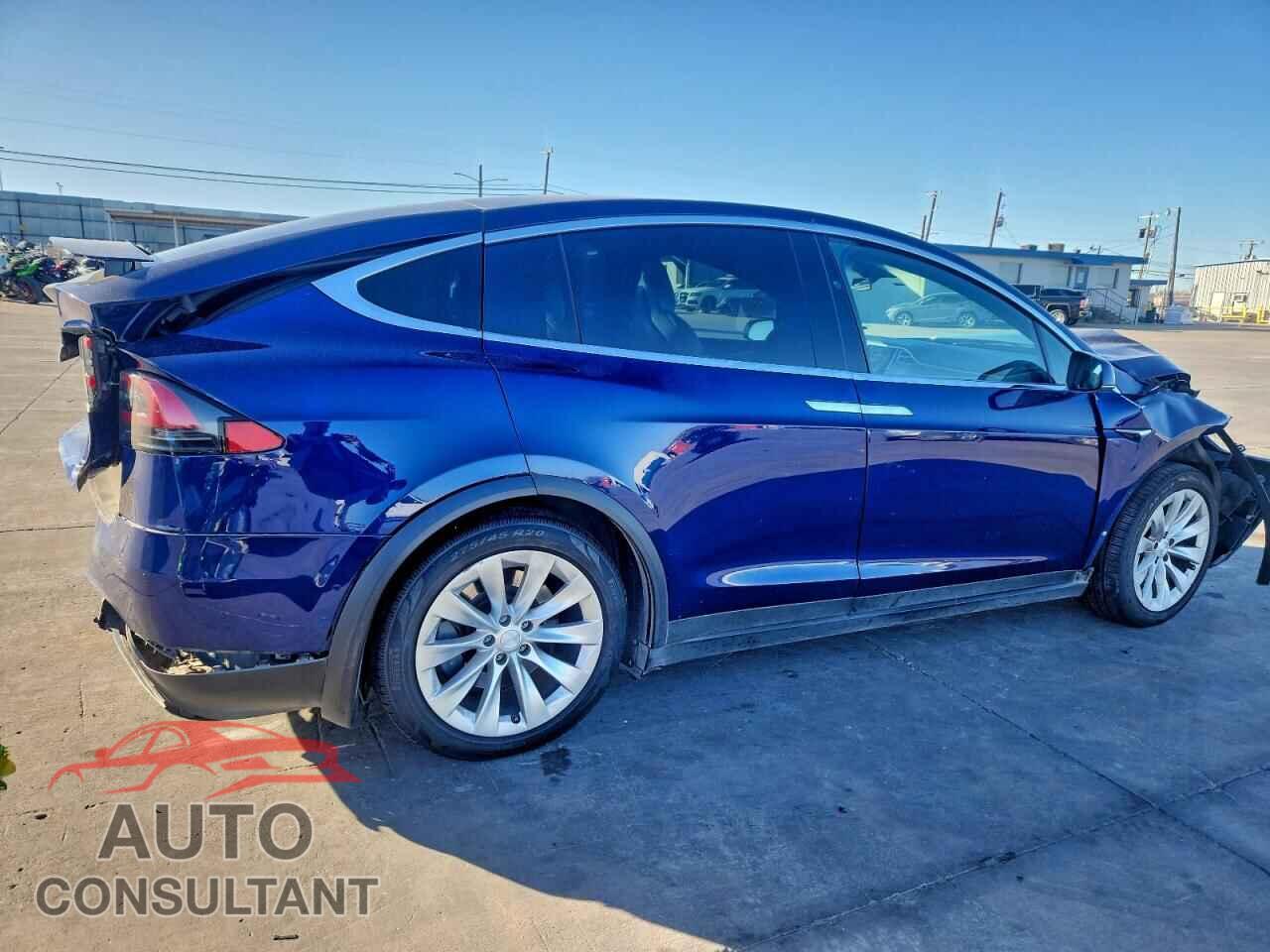 TESLA MODEL X 2017 - 5YJXCAE2XHF066106
