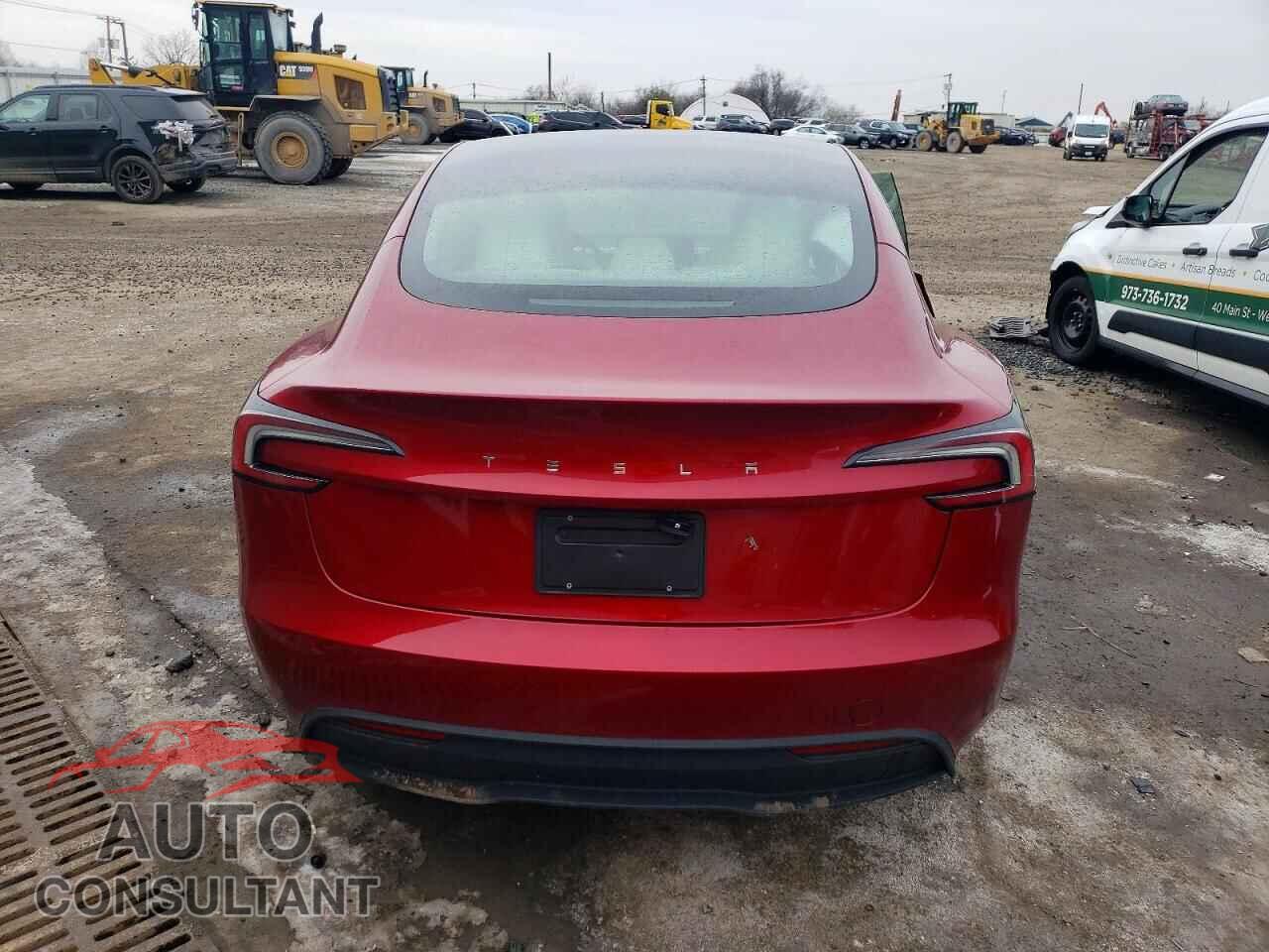 TESLA MODEL 3 2024 - 5YJ3E1EAXRF833440