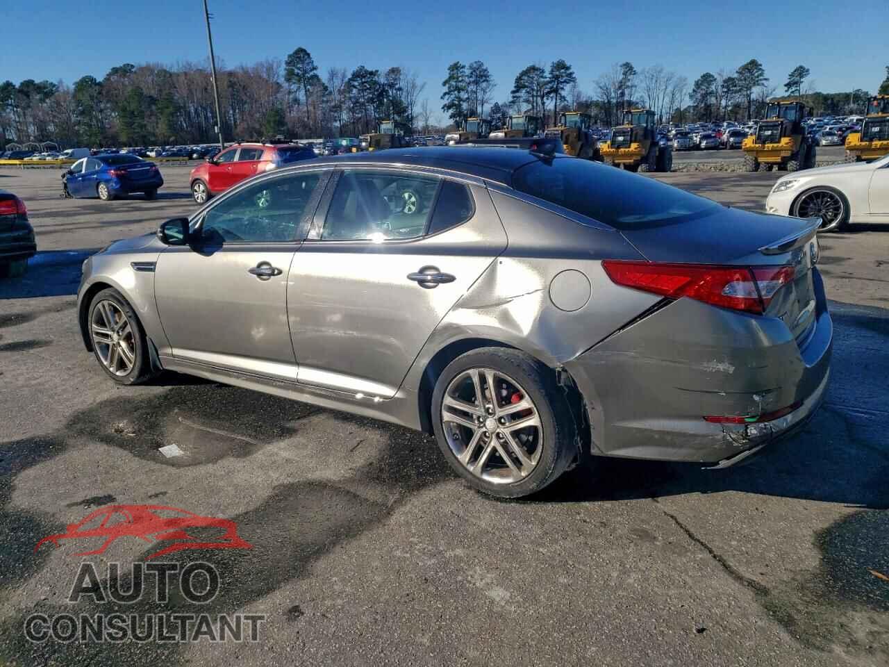 KIA OPTIMA 2013 - 5XXGR4A64DG101772