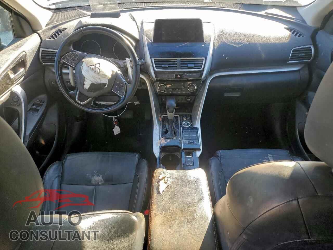 MITSUBISHI ECLIPSE 2018 - JA4AT5AA1JZ042376
