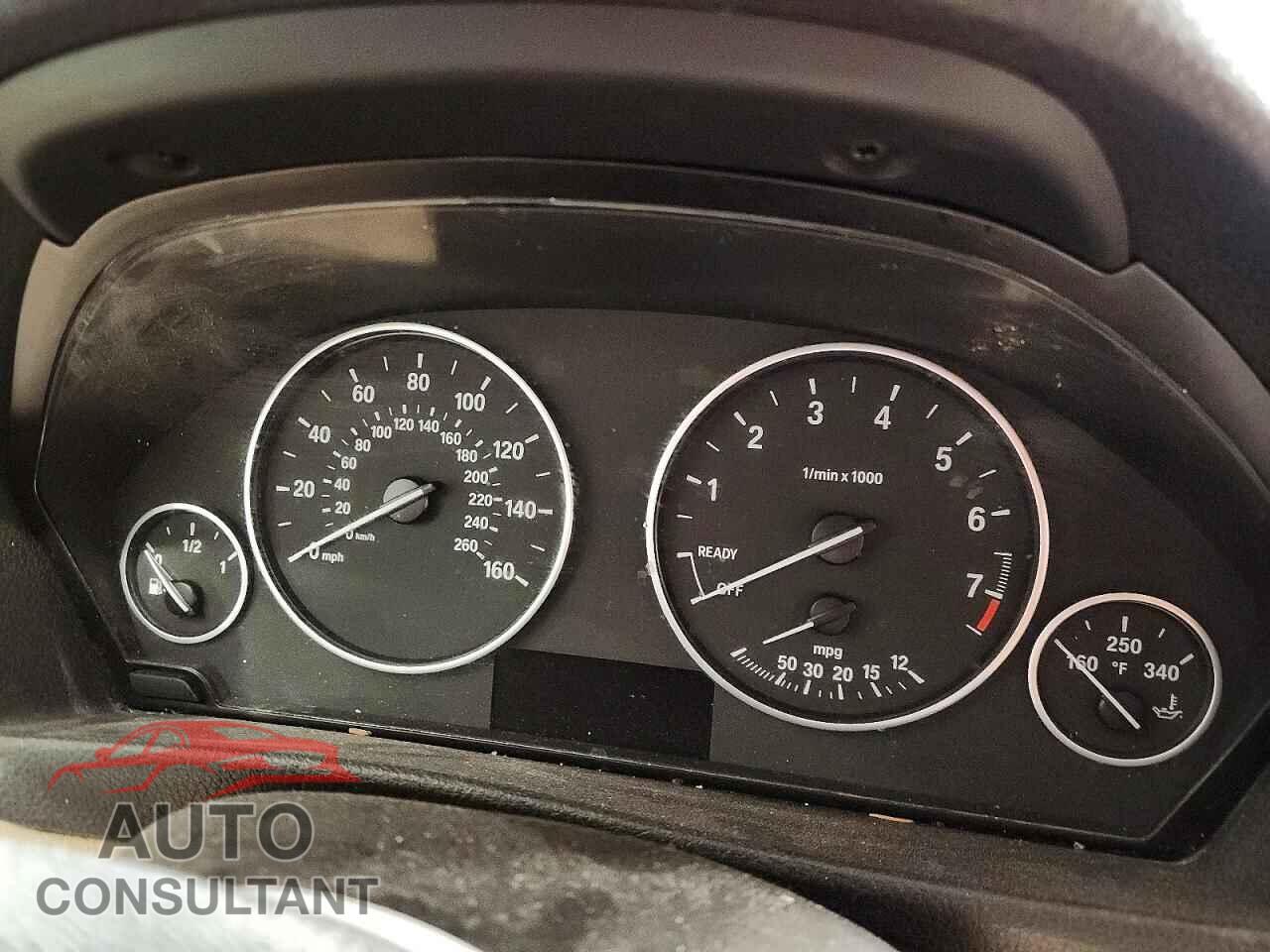 BMW 320 2014 - WBA3C3C54EF983778