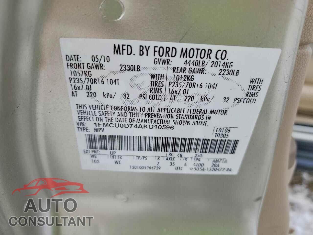 FORD ESCAPE 2010 - 1FMCU0D74AKD10596