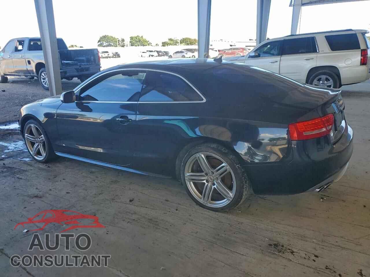 AUDI S5/RS5 2011 - WAUVVAFRXBA076404