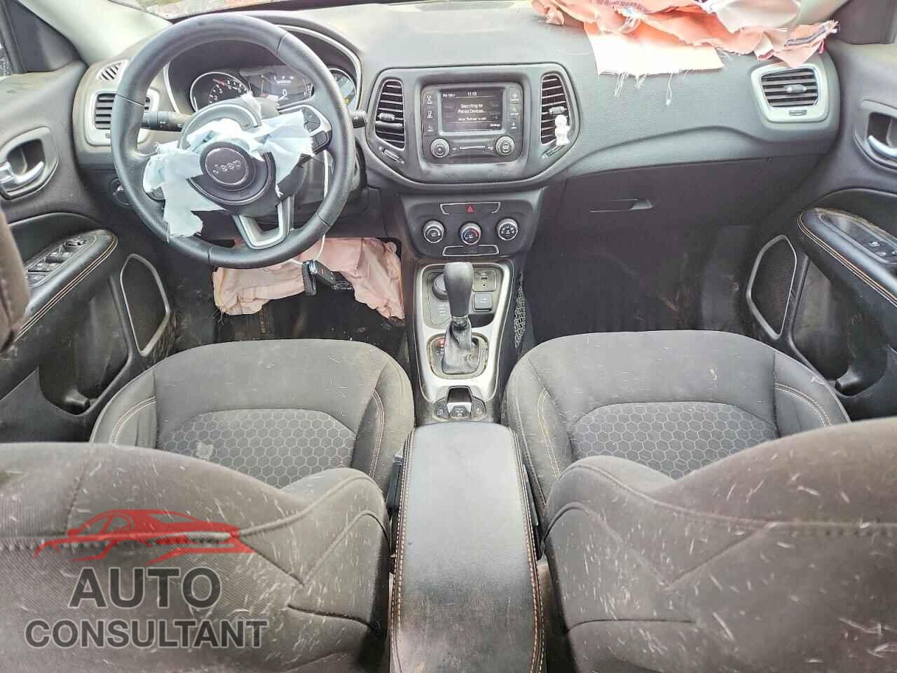 JEEP COMPASS 2017 - 3C4NJDAB7HT642563