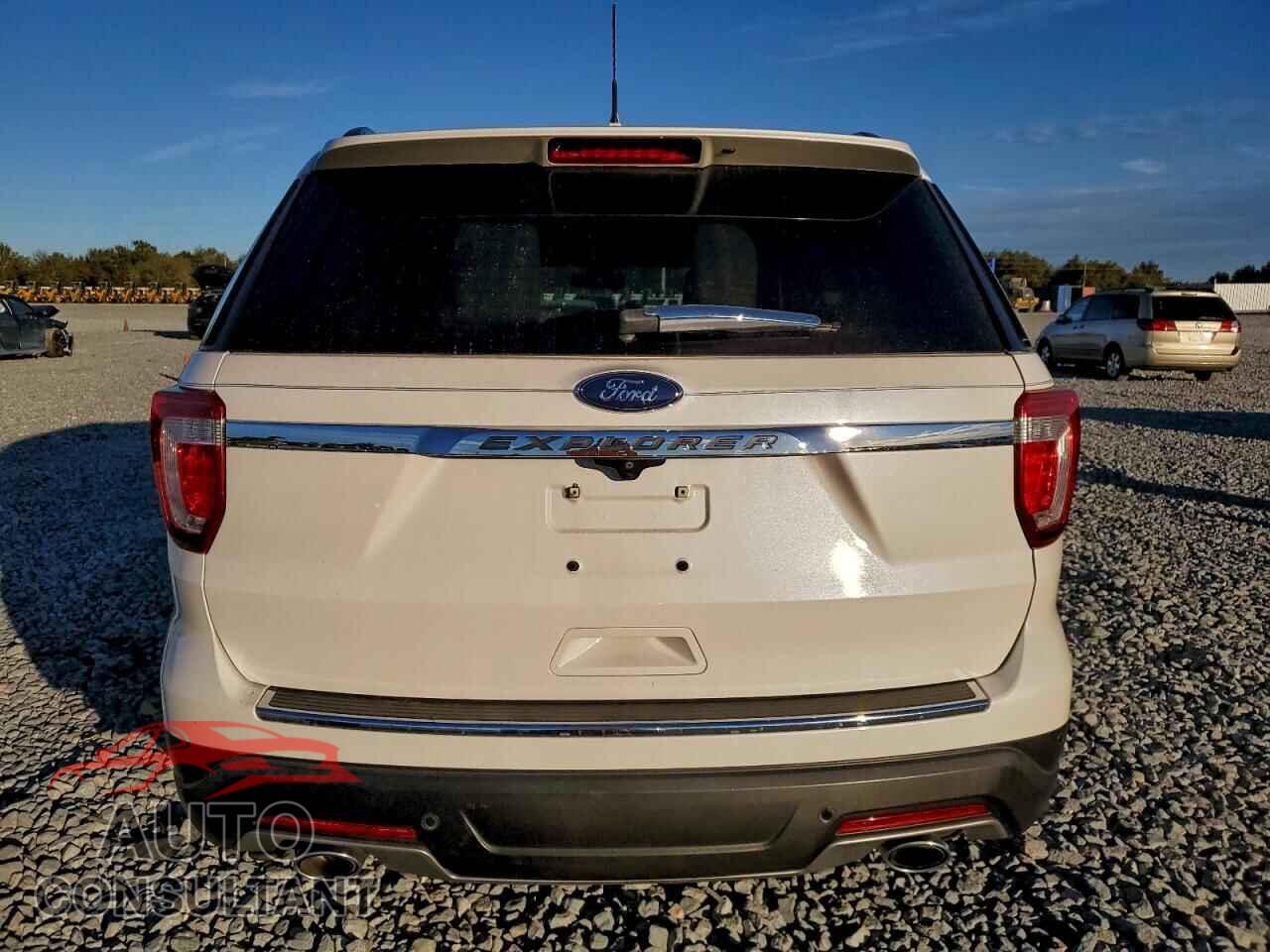 FORD EXPLORER 2018 - 1FM5K7D88JGB75464