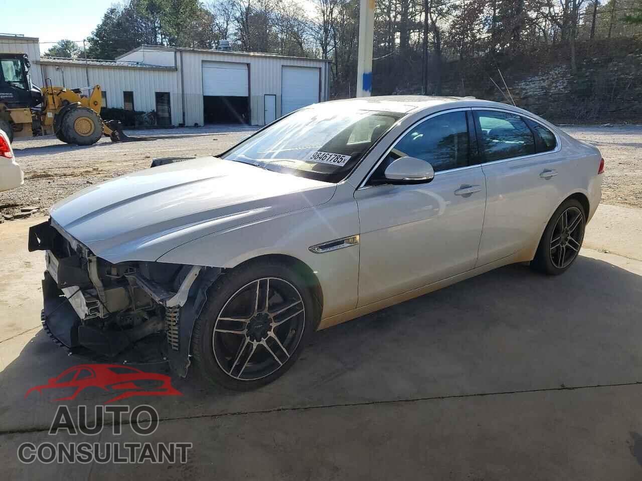 JAGUAR XF 2017 - SAJBE4BVXHCY33424
