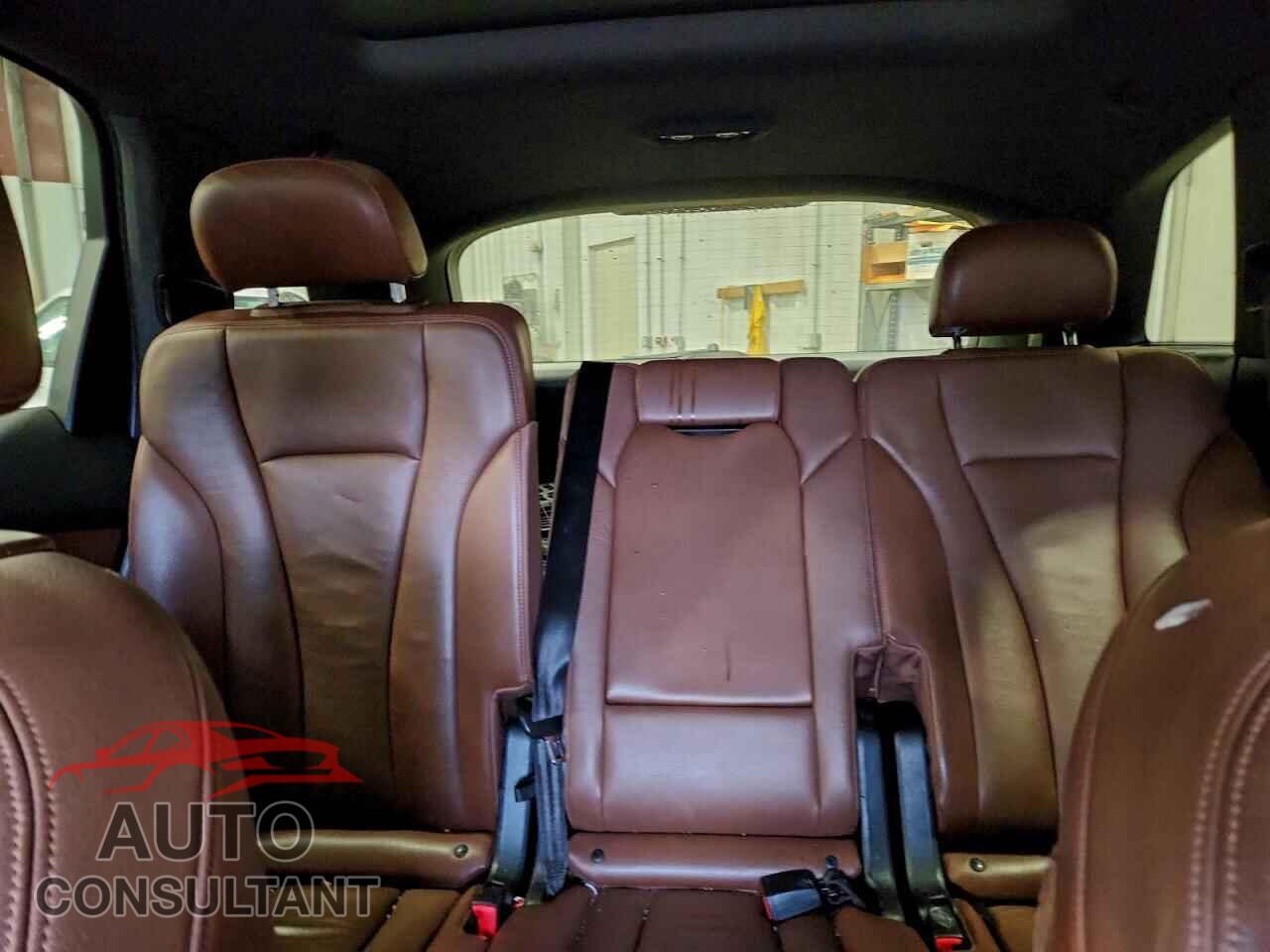 AUDI Q7 2017 - WA1LAAF73HD021279