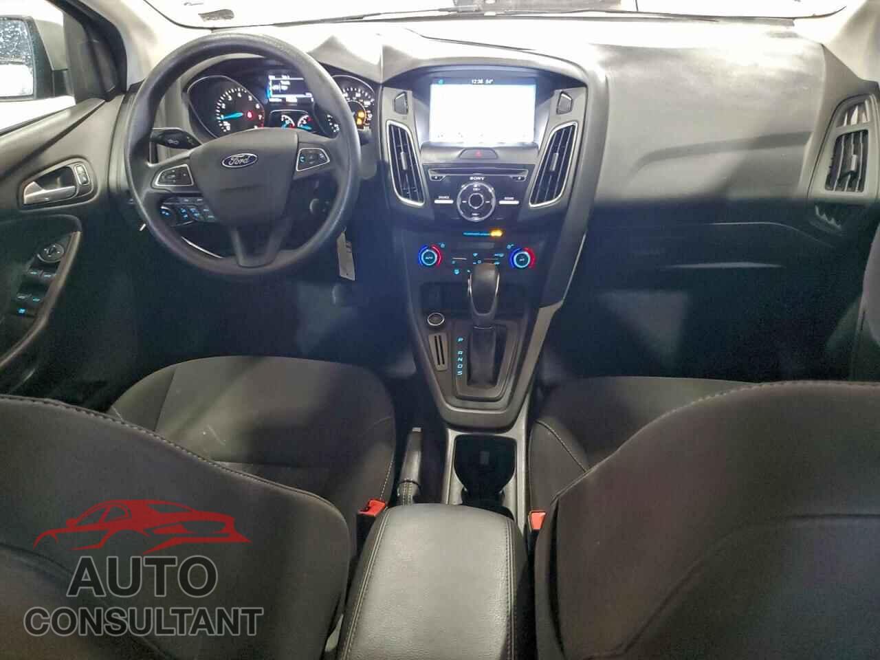 FORD FOCUS 2017 - 1FADP3H20HL221666
