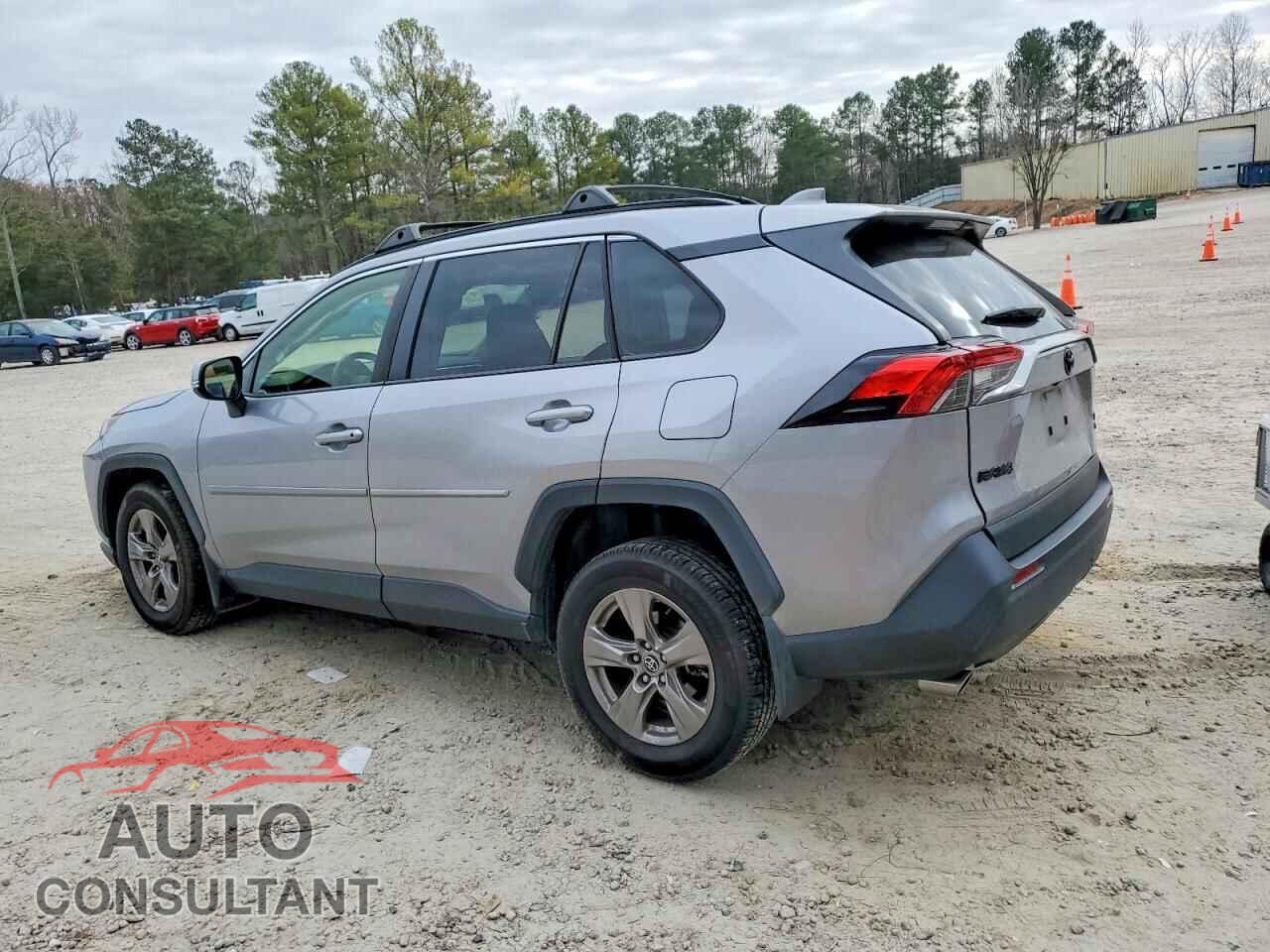 TOYOTA RAV4 2023 - JTMP1RFV8PD094442