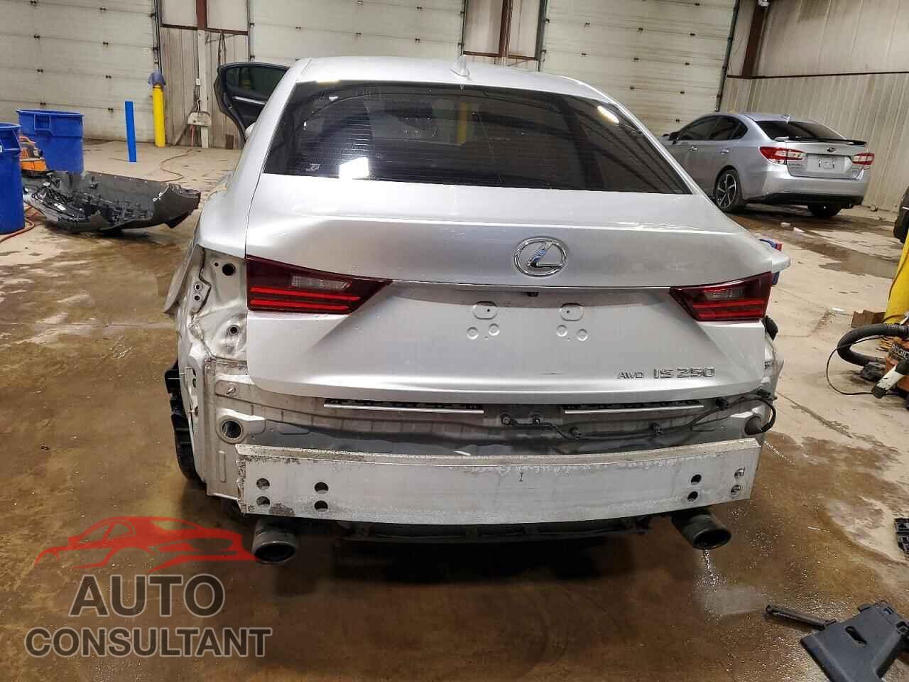 LEXUS IS 2014 - JTHCF1D29E5004666