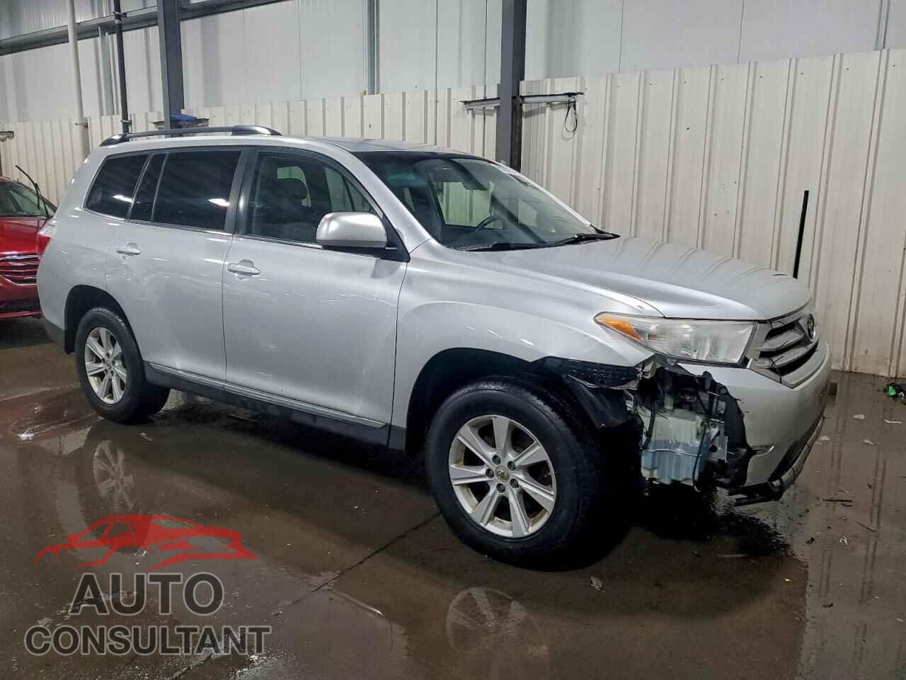 TOYOTA HIGHLANDER 2012 - 5TDBK3EH3CS139530