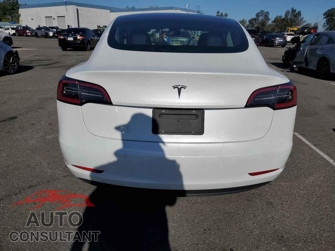 TESLA MODEL 3 2020 - 5YJ3E1EA1LF633165