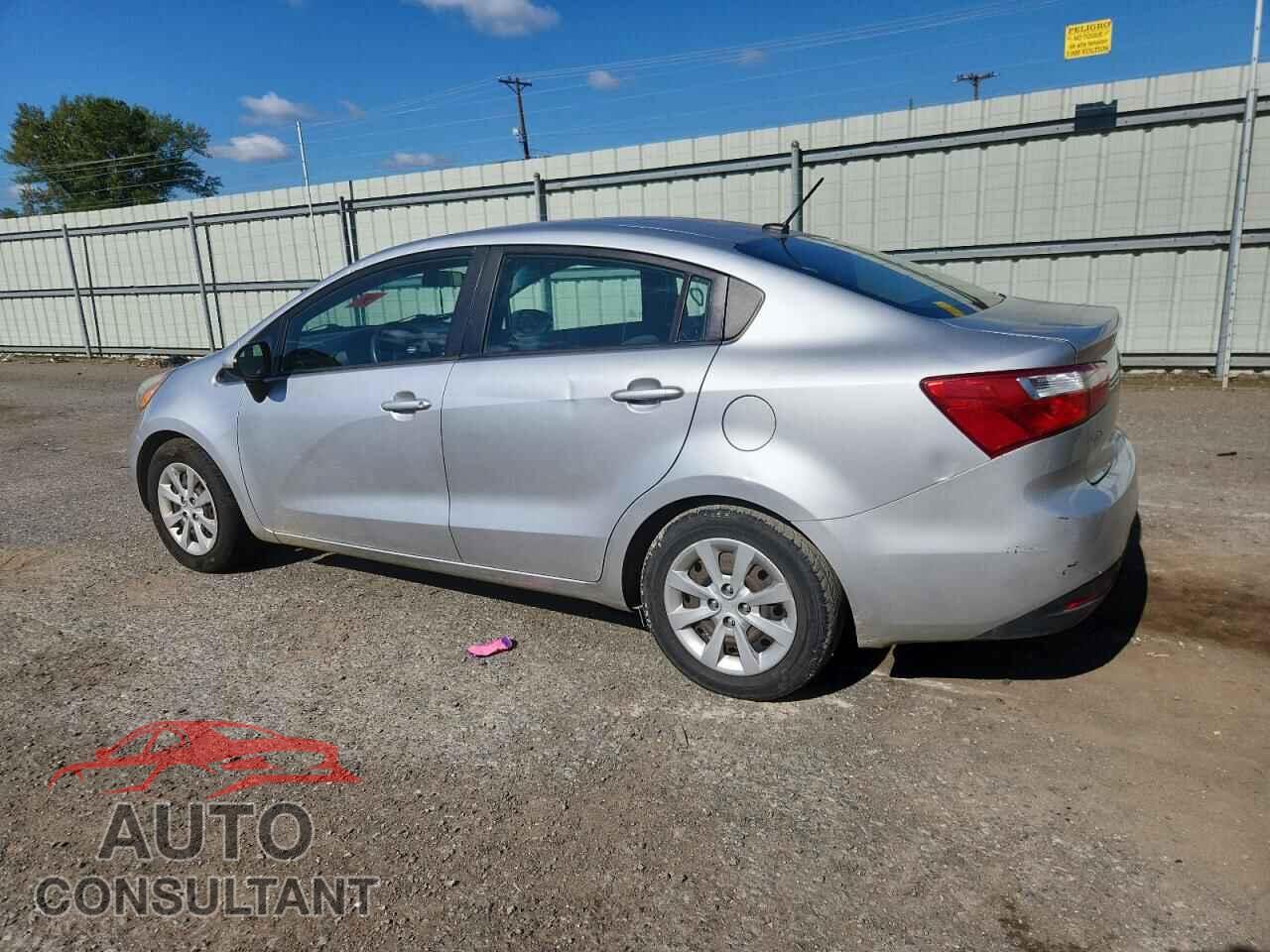 KIA RIO 2015 - KNADM4A30F6515072