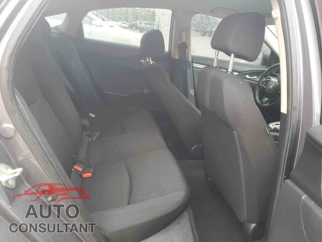HONDA CIVIC 2018 - 19XFC2F58JE202271