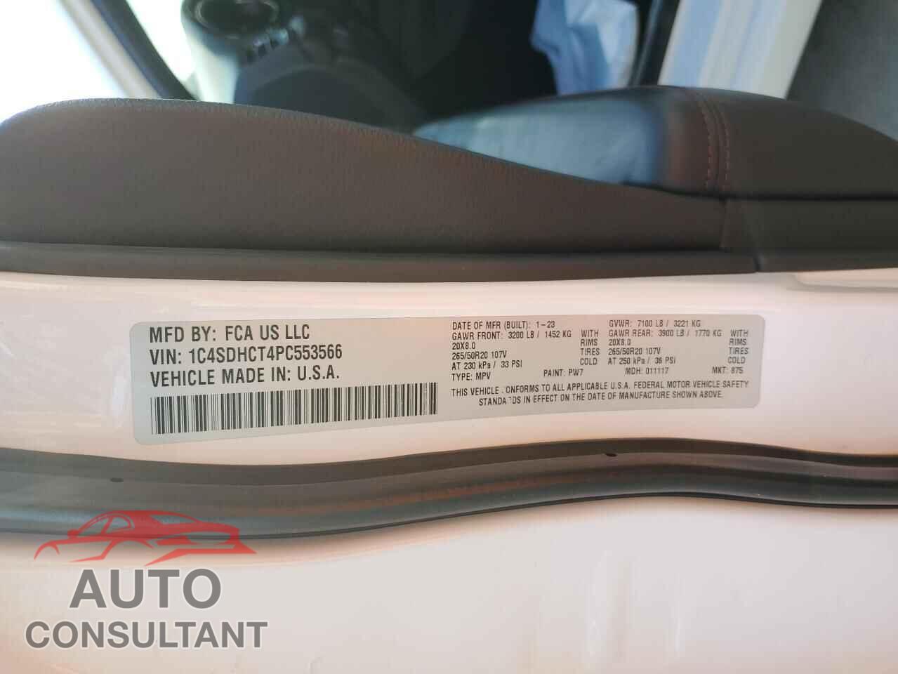 DODGE DURANGO 2023 - 1C4SDHCT4PC553566