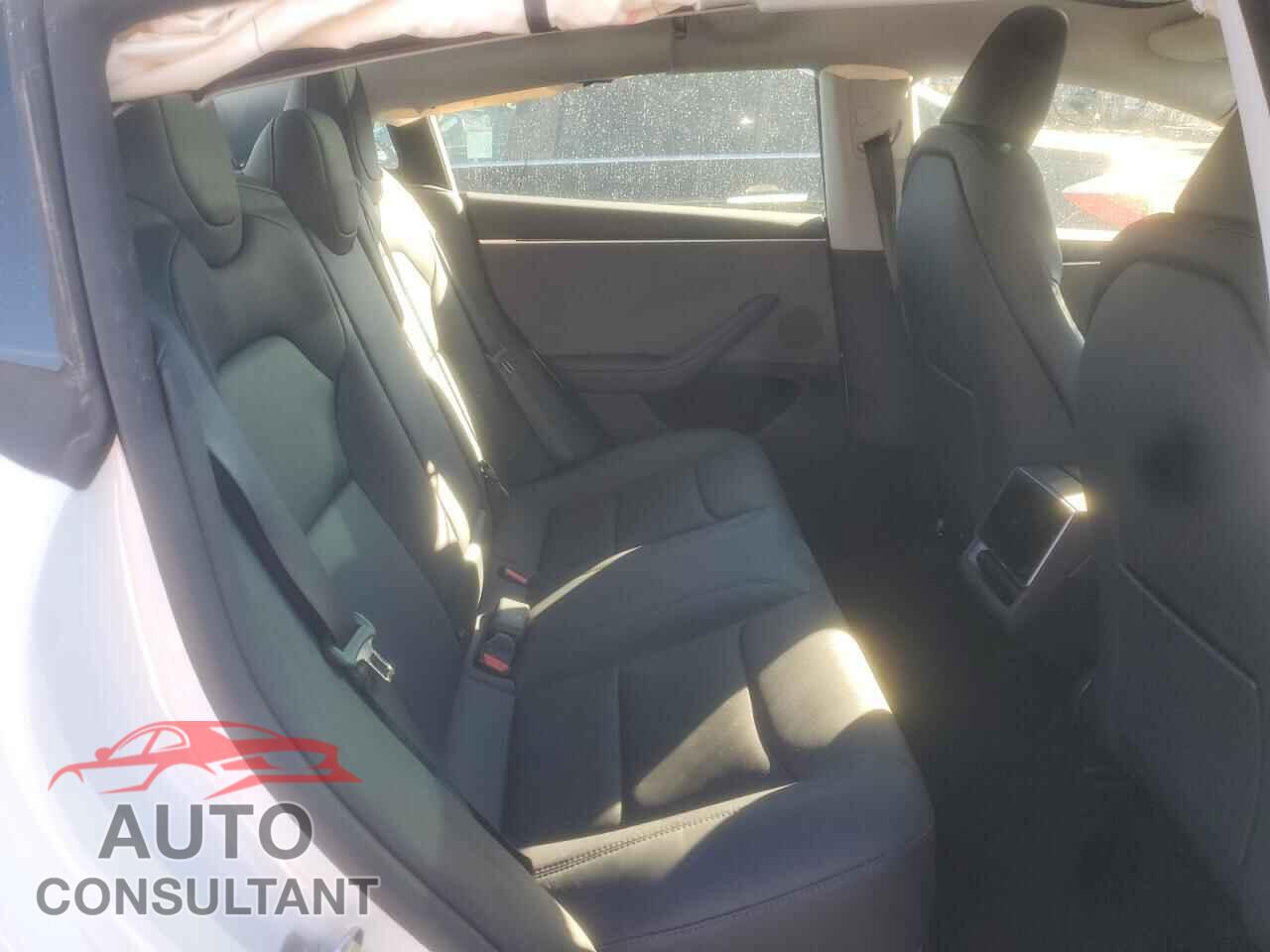 TESLA MODEL 3 2025 - 5YJ3E1EA1SF982860