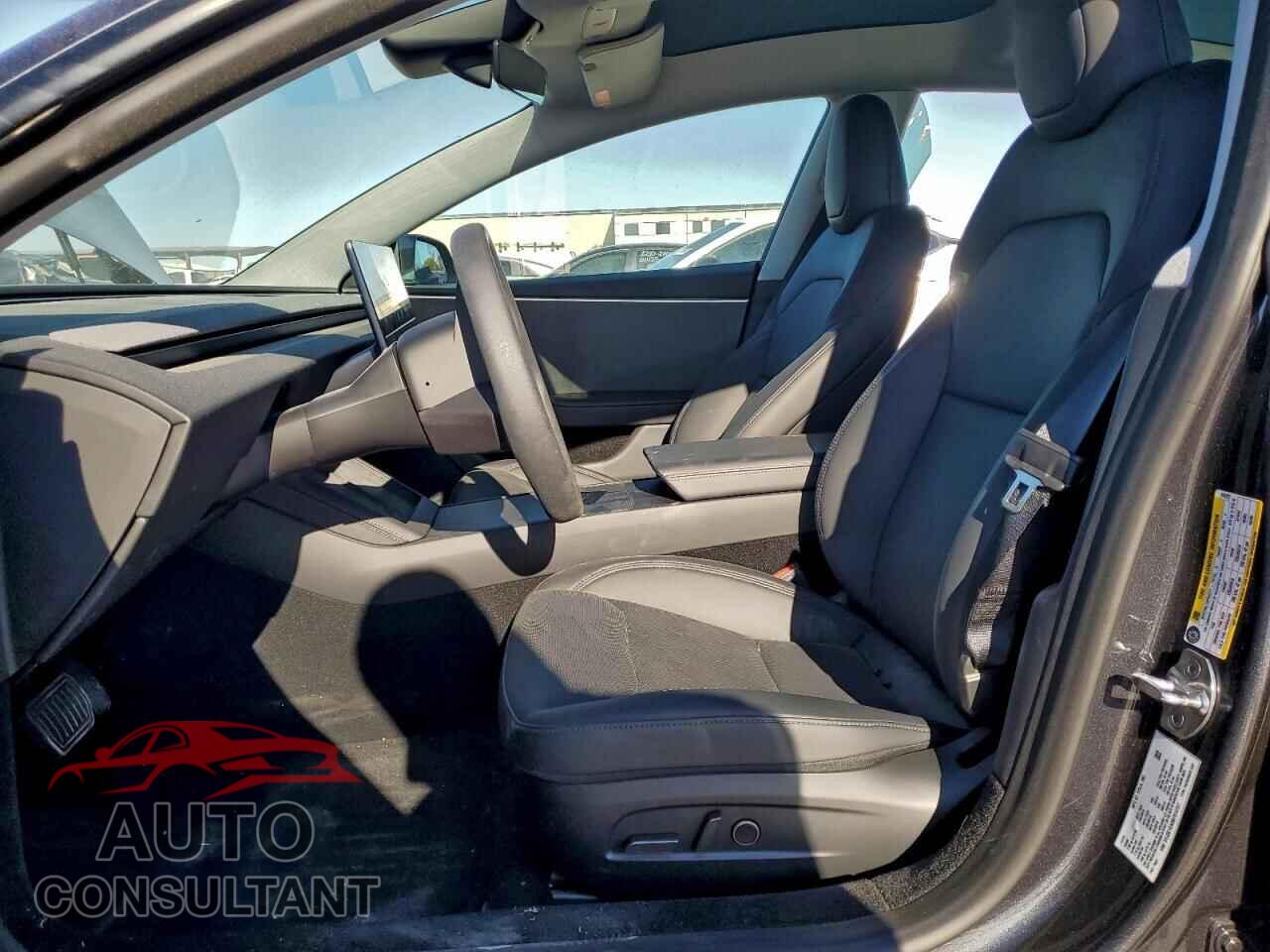 TESLA MODEL 3 2025 - 5YJ3E1EA0SF914727