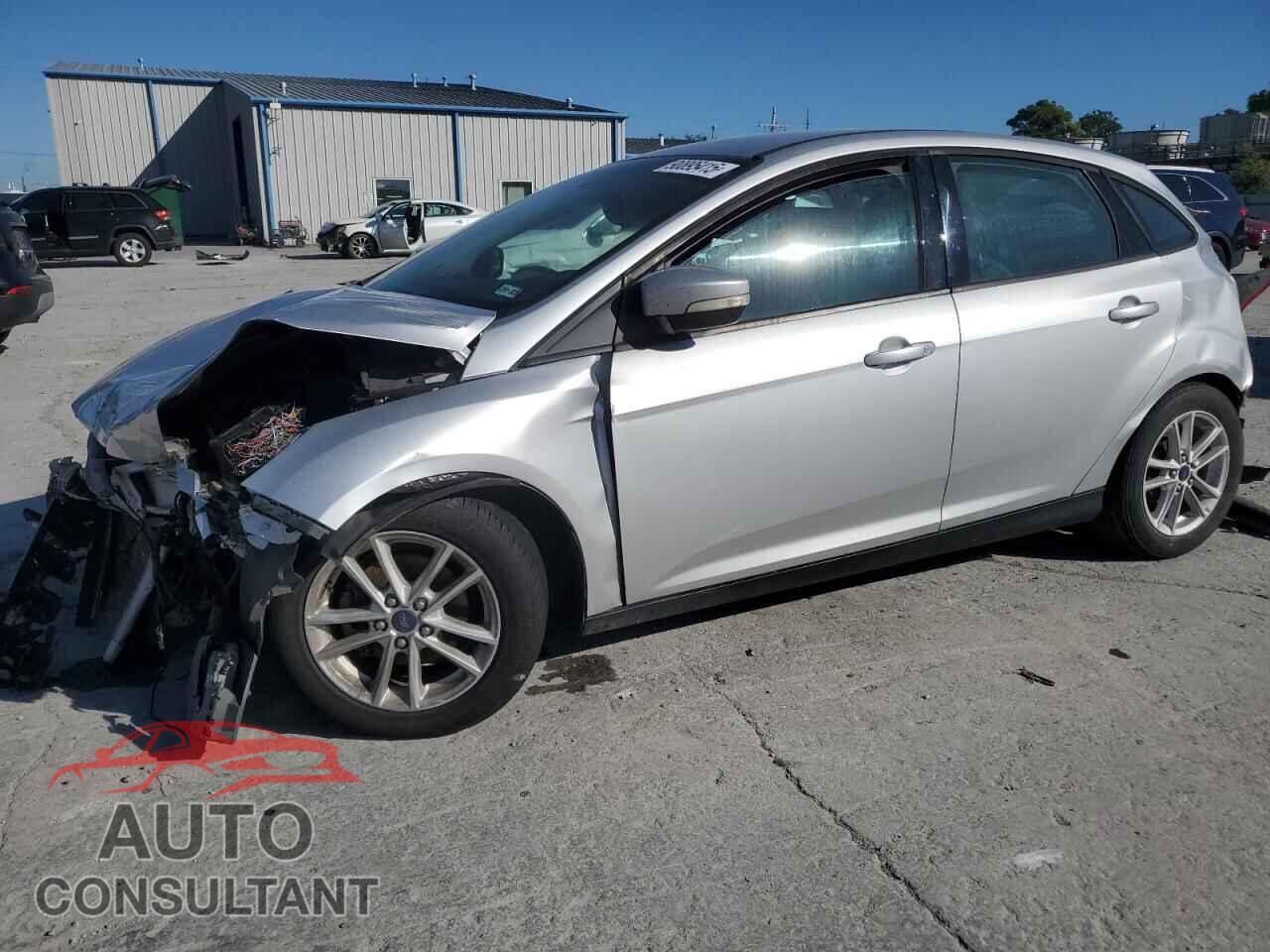 FORD FOCUS 2015 - 1FADP3F23FL343079