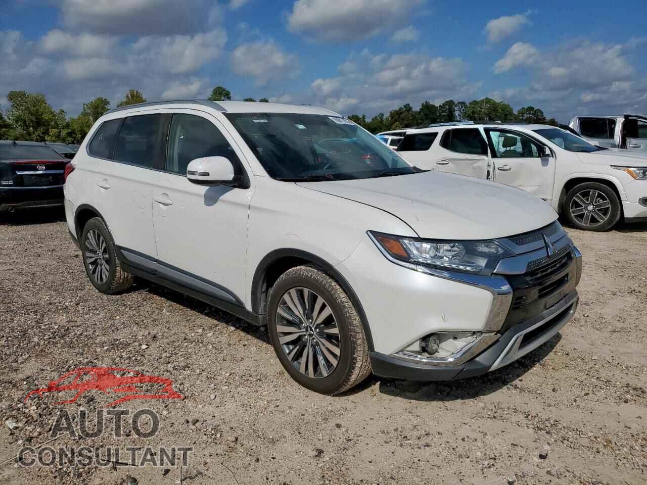MITSUBISHI OUTLANDER 2019 - JA4AD3A36KZ026985