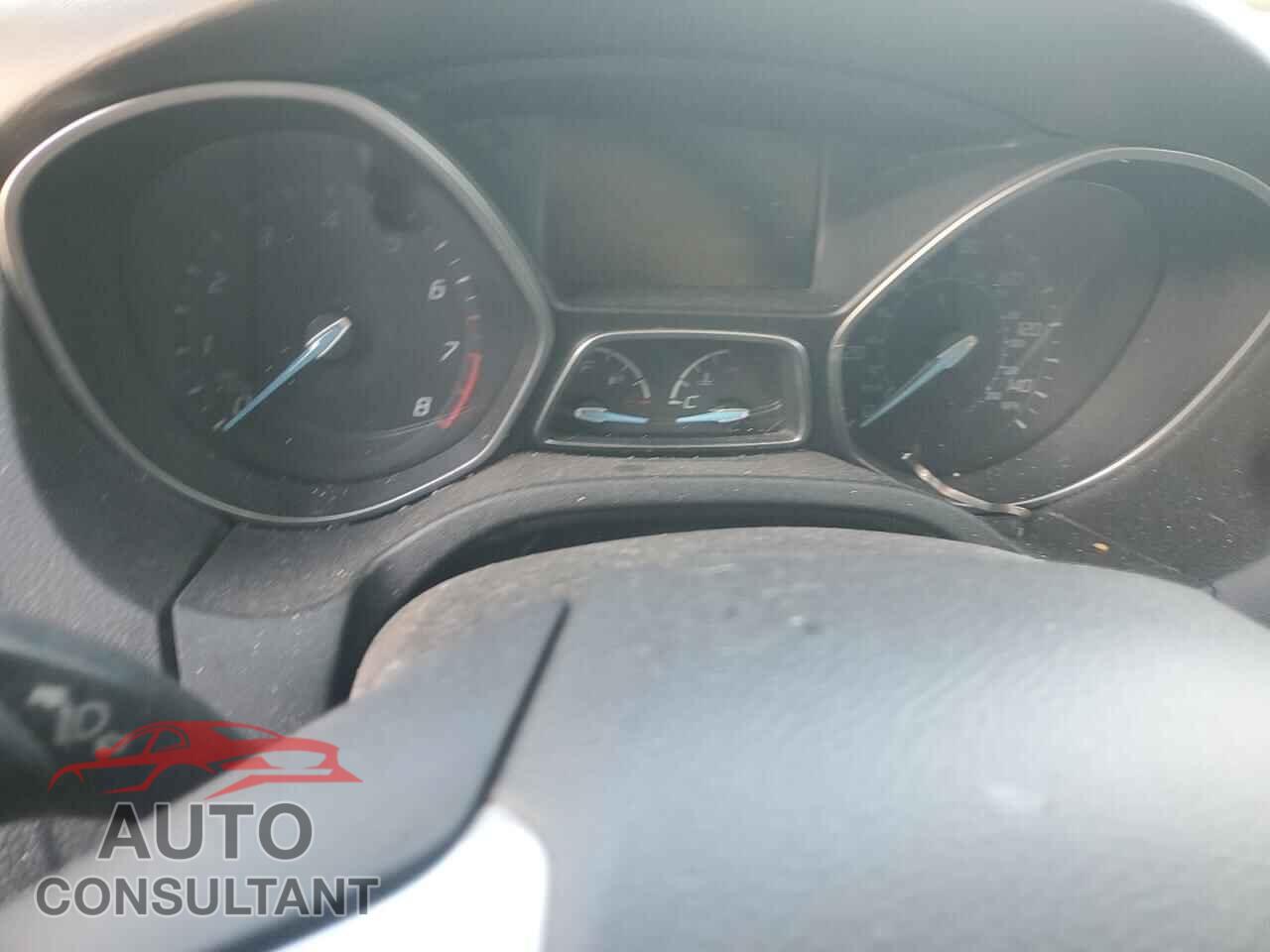 FORD FOCUS 2013 - 1FADP3K28DL176317
