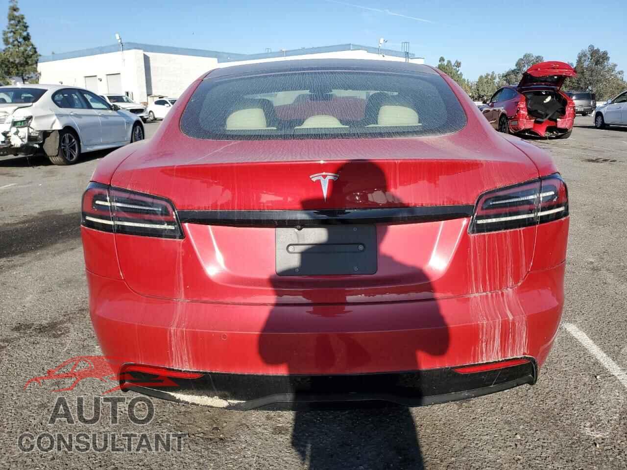 TESLA MODEL S 2022 - 5YJSA1E59NF486025