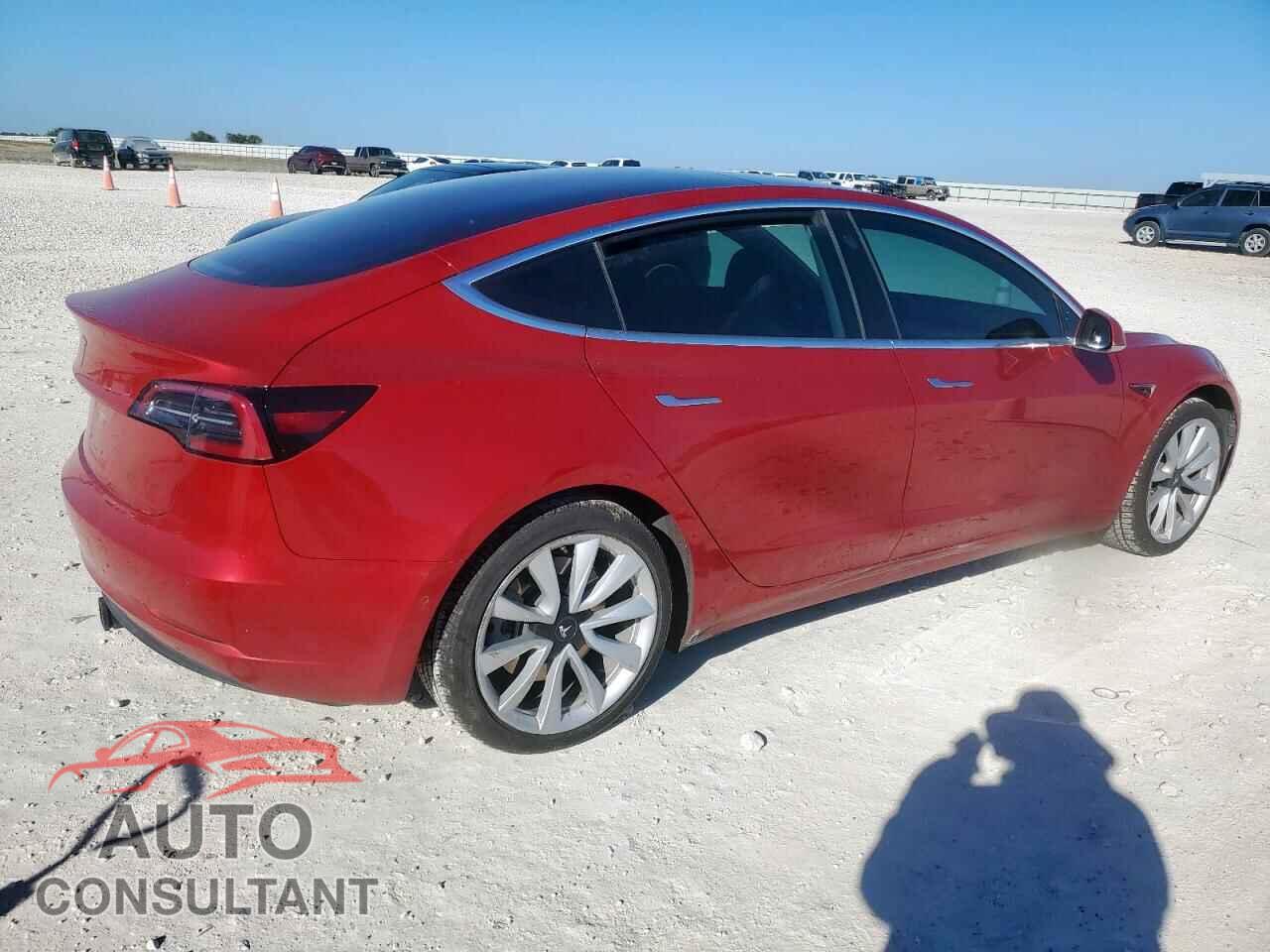 TESLA MODEL 3 2018 - 5YJ3E1EA4JF015402