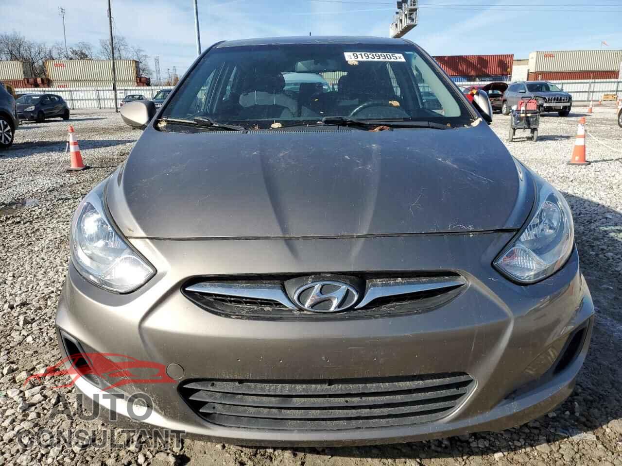 HYUNDAI ACCENT 2013 - KMHCT5AE2DU115446