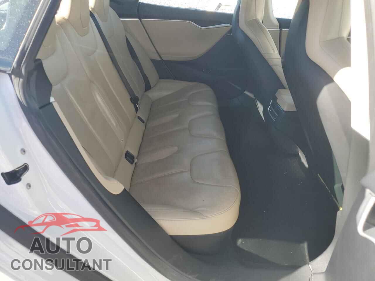 TESLA MODEL S 2016 - 5YJSA1E14GF149651