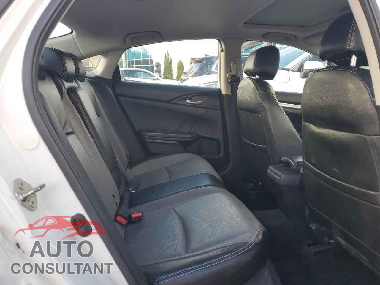 HONDA CIVIC 2017 - 19XFC1E38HE007579
