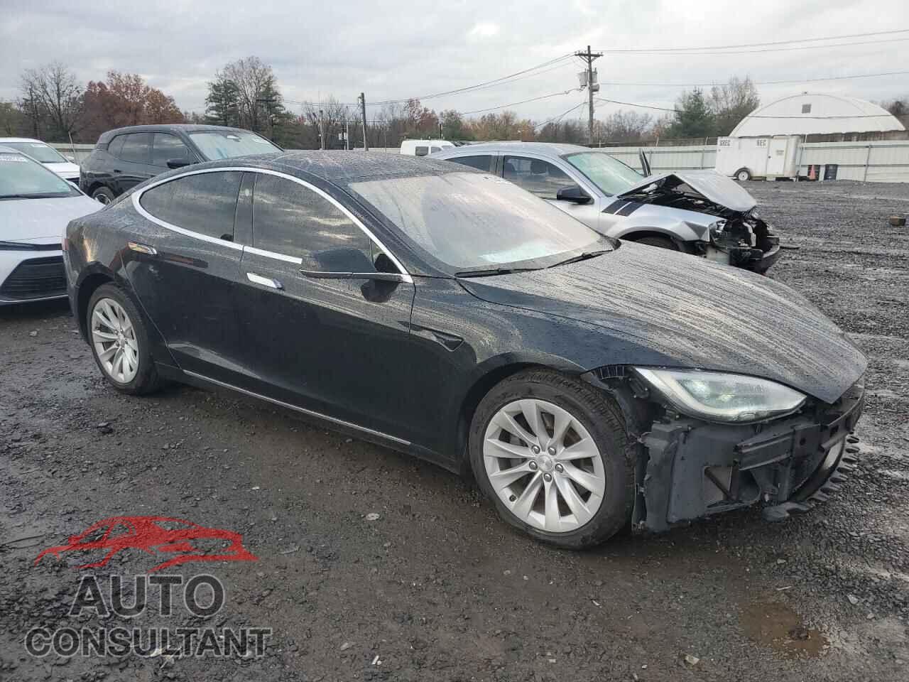 TESLA MODEL S 2018 - 5YJSA1E28JF266682