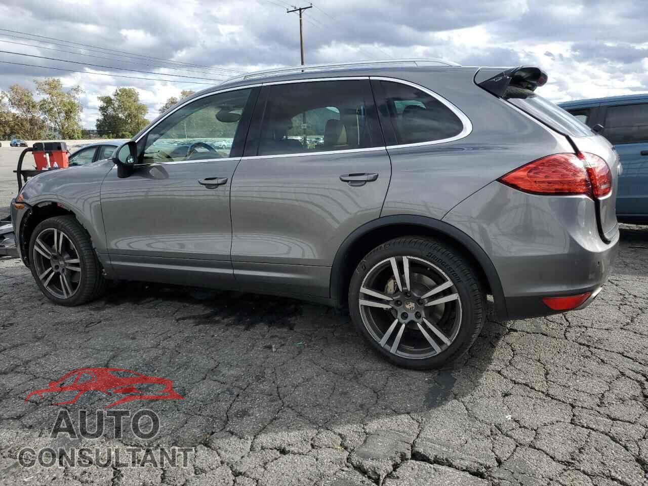 PORSCHE CAYENNE 2012 - WP1AB2A25CLA43440