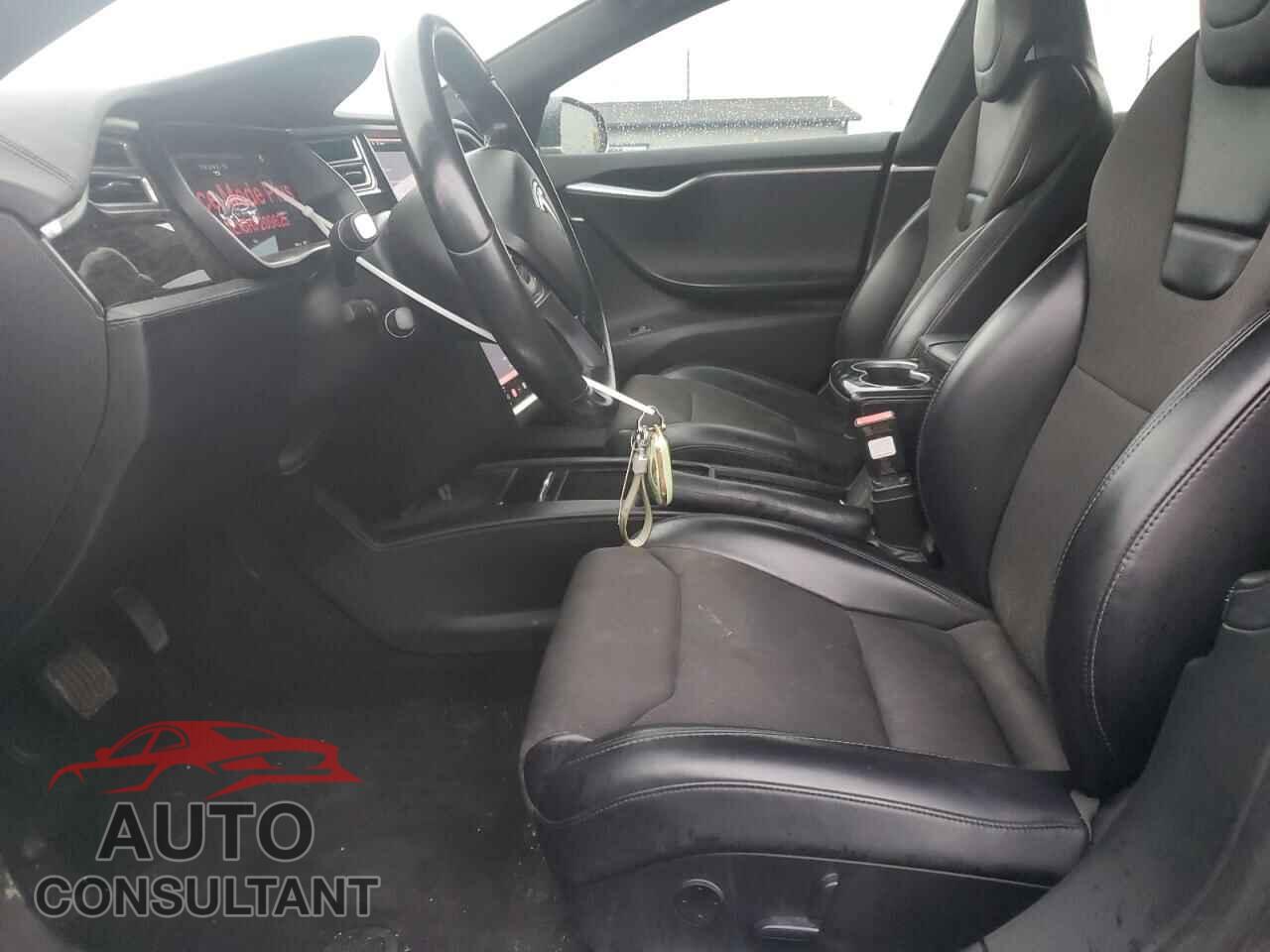 TESLA MODEL S 2017 - 5YJSA1E16HF209625