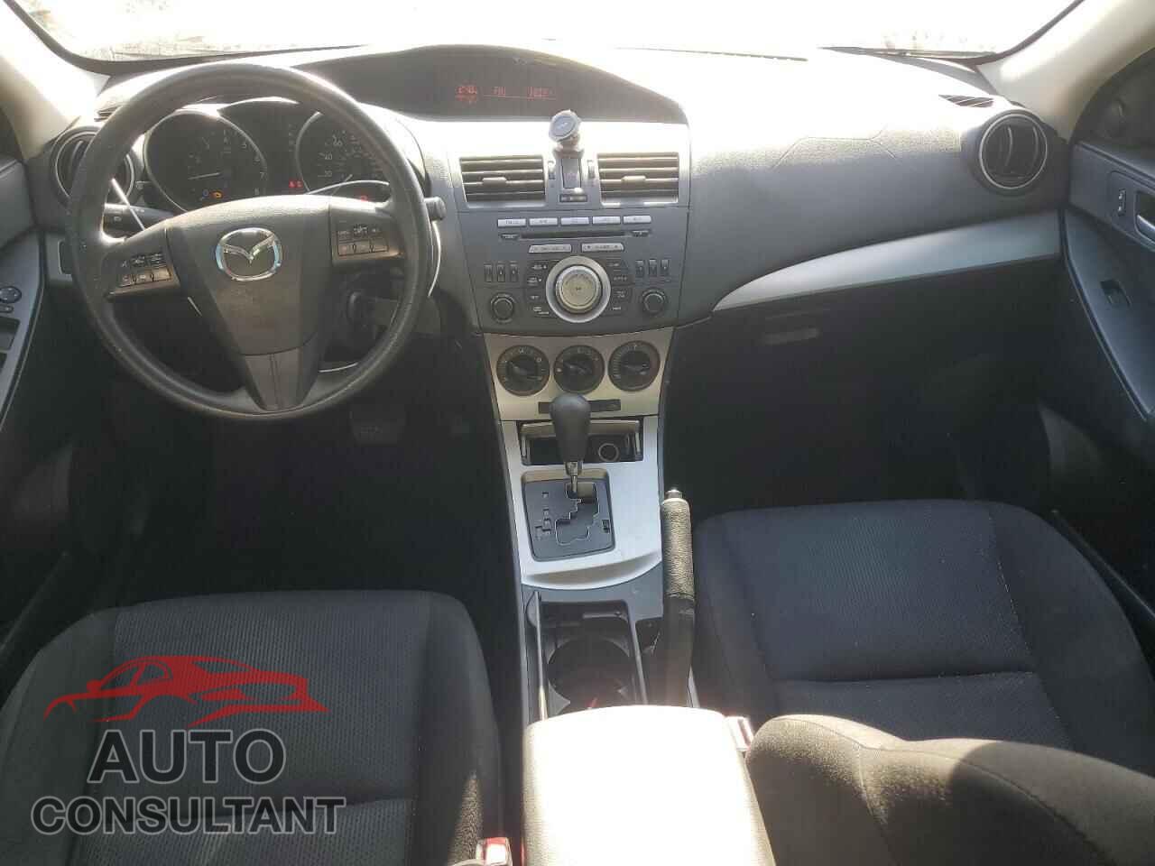 MAZDA 3 2011 - JM1BL1VF1B1434735