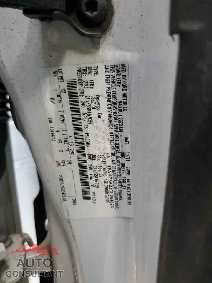 FORD FOCUS 2012 - 1FAHP3K23CL264823