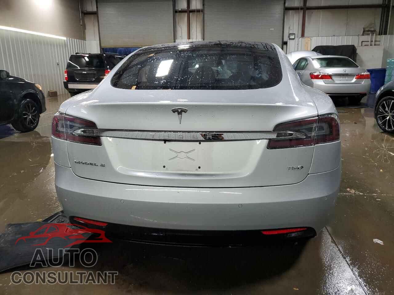 TESLA MODEL S 2017 - 5YJSA1E20HF218247