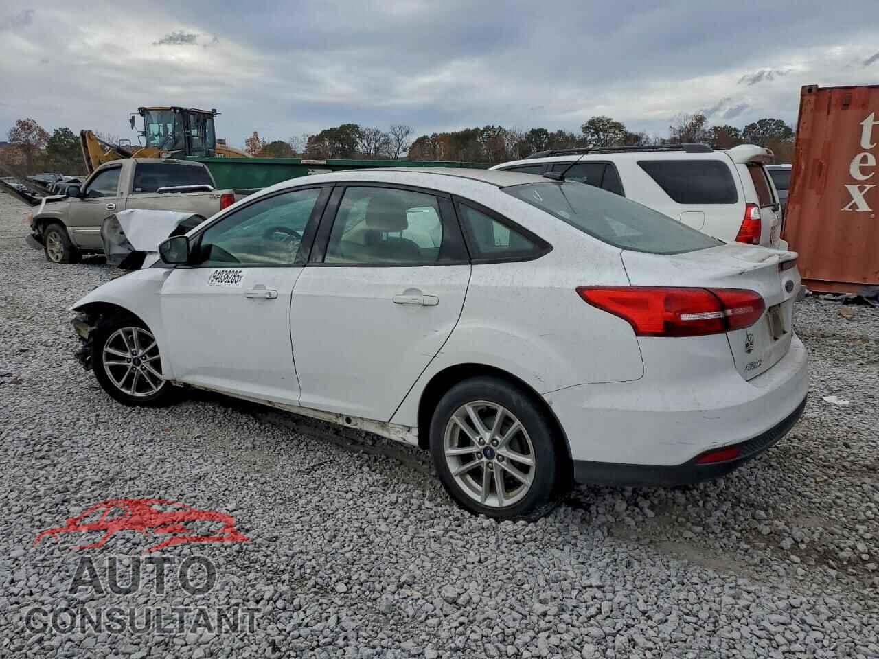 FORD FOCUS 2018 - 1FADP3F28JL256268