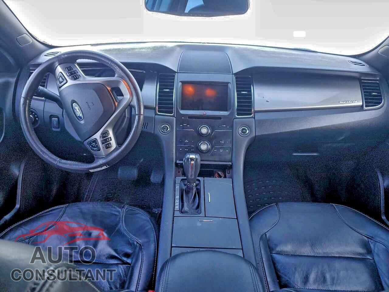 FORD TAURUS 2015 - 1FAHP2H84FG165933