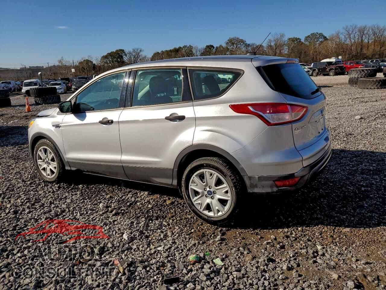 FORD ESCAPE 2016 - 1FMCU0F73GUB03370