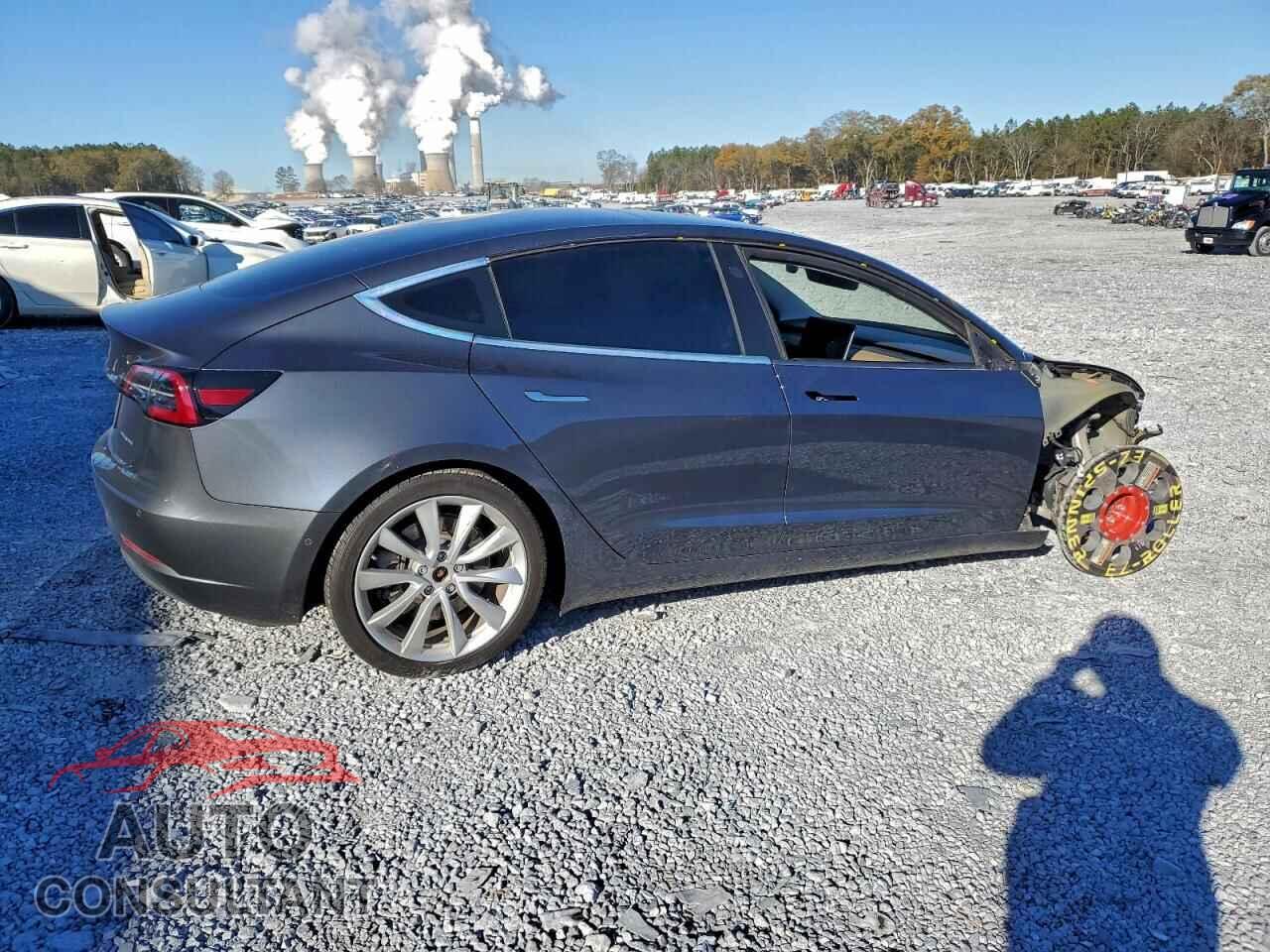 TESLA MODEL 3 2019 - 5YJ3E1EB4KF389258