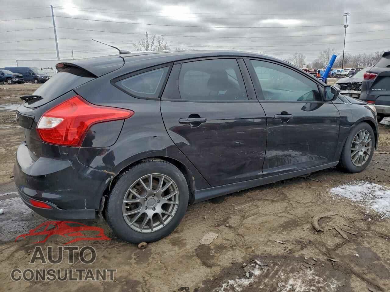 FORD FOCUS 2012 - 1FAHP3K22CL381972