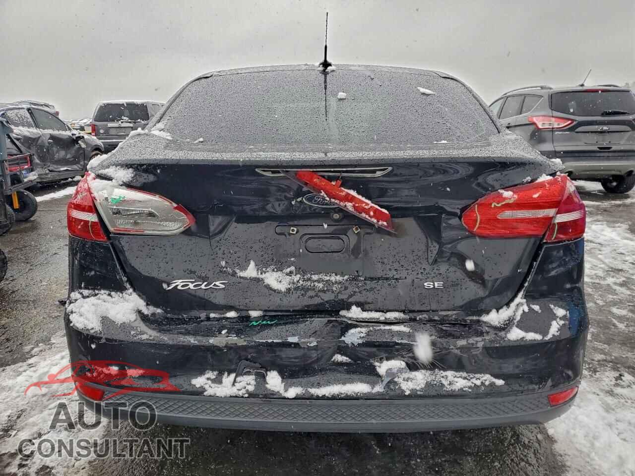 FORD FOCUS 2017 - 1FADP3F27HL234157