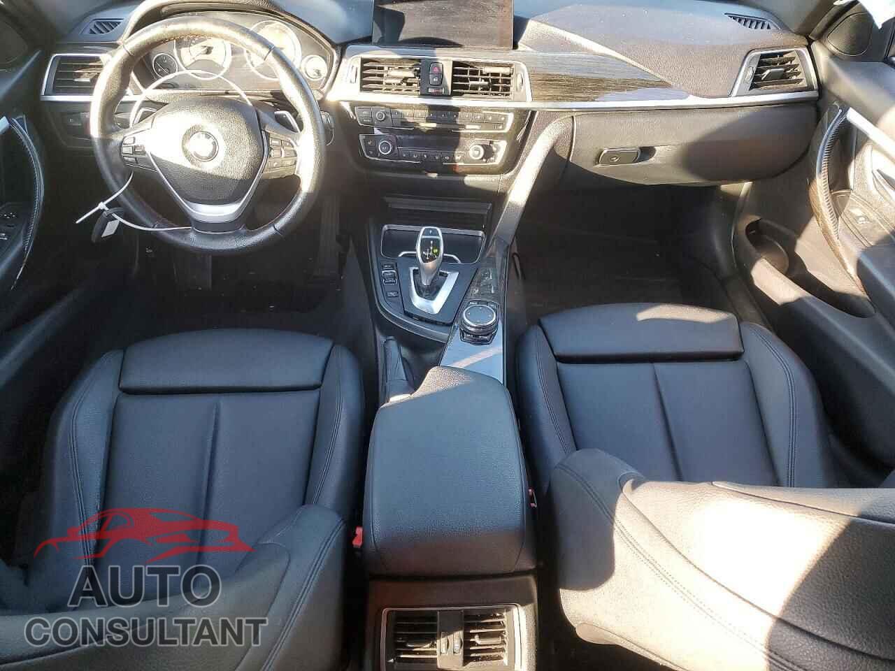 BMW 3 SERIES 2016 - WBA8E3G58GNU02429