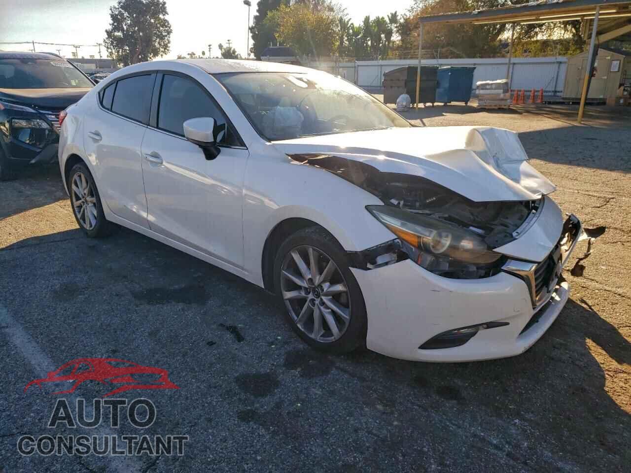 MAZDA 3 2017 - 3MZBN1V7XHM128421