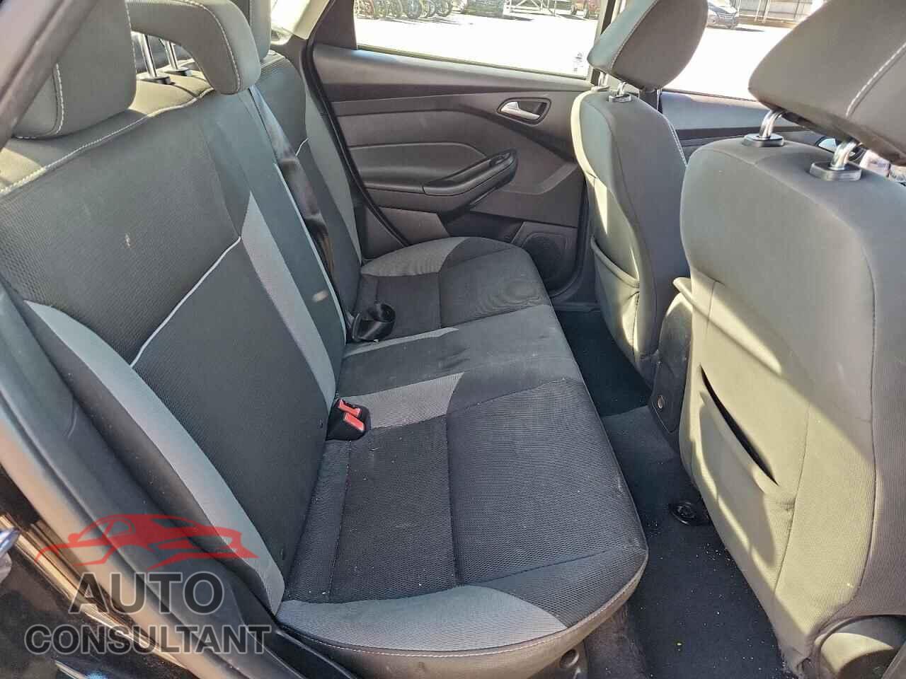 FORD FOCUS 2014 - 1FADP3F20EL448533