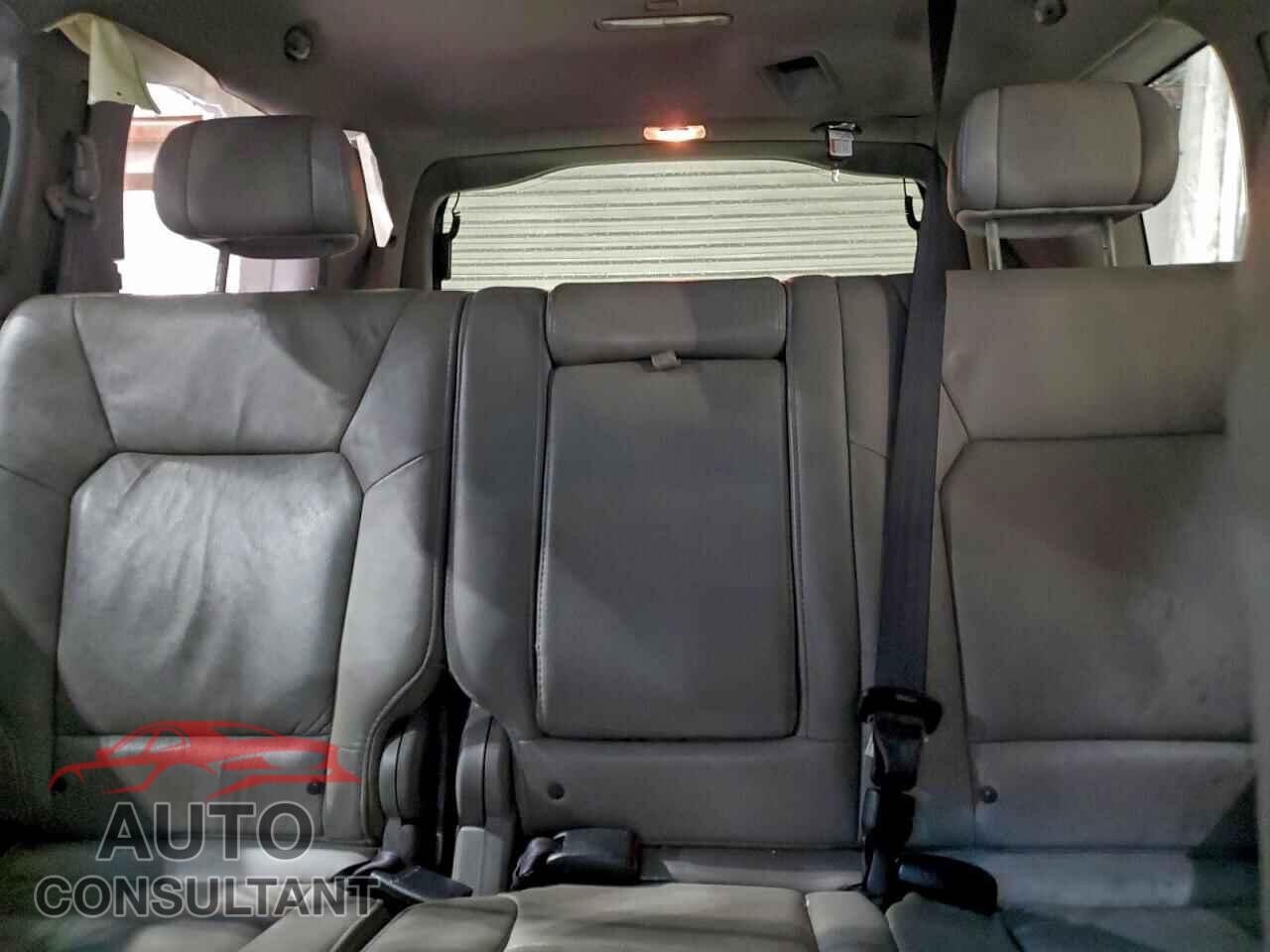 HONDA PILOT 2011 - 5FNYF4H53BB035242