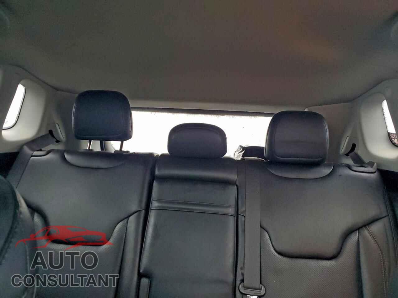 JEEP COMPASS 2019 - 3C4NJDCB2KT740856