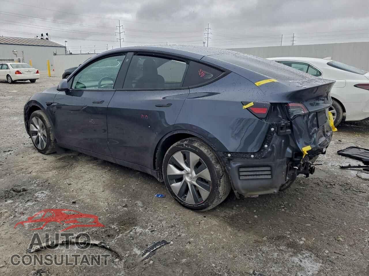 TESLA MODEL Y 2022 - 7SAYGAEE2NF389907