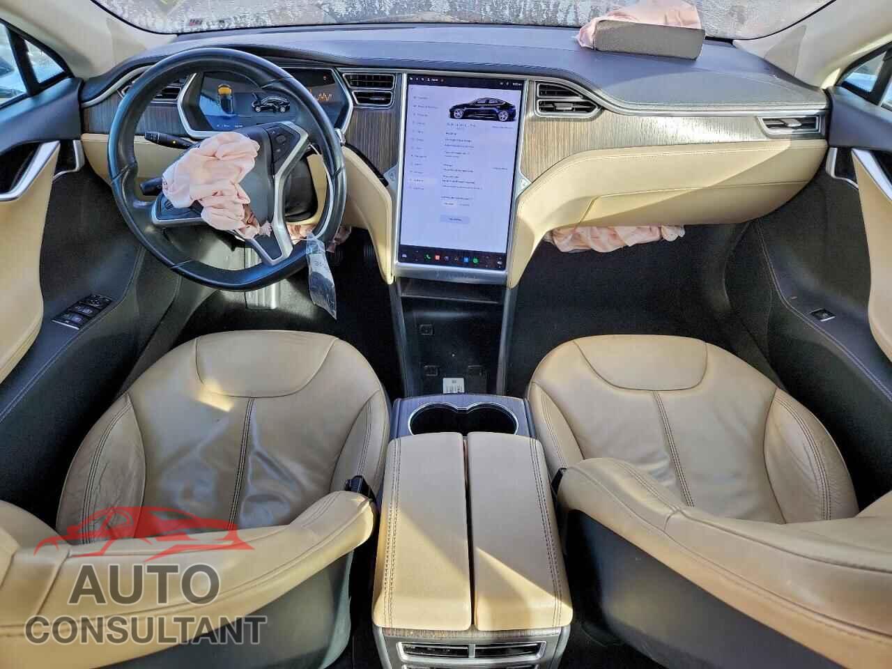 TESLA MODEL S 2013 - 5YJSA1CN8DFP26487